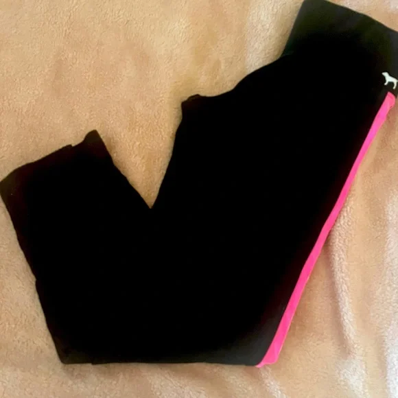 PINK Leggings (NEVER WORN) - Picture 2 of 6